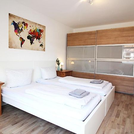 Homie Stay Zell - Apartment Mit Privatparkplatz Zell am Main Екстериор снимка