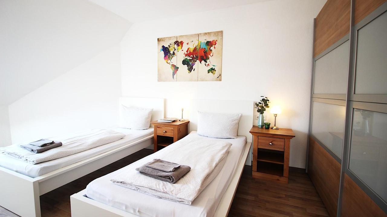 Homie Stay Zell - Apartment Mit Privatparkplatz Zell am Main Екстериор снимка