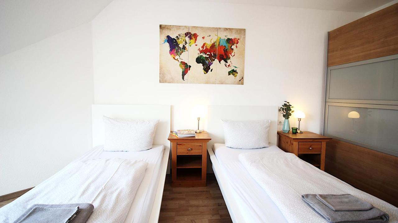 Homie Stay Zell - Apartment Mit Privatparkplatz Zell am Main Екстериор снимка
