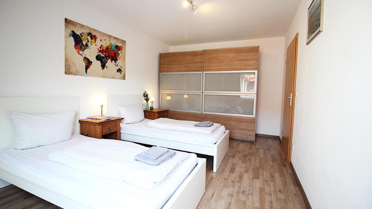 Homie Stay Zell - Apartment Mit Privatparkplatz Zell am Main Екстериор снимка
