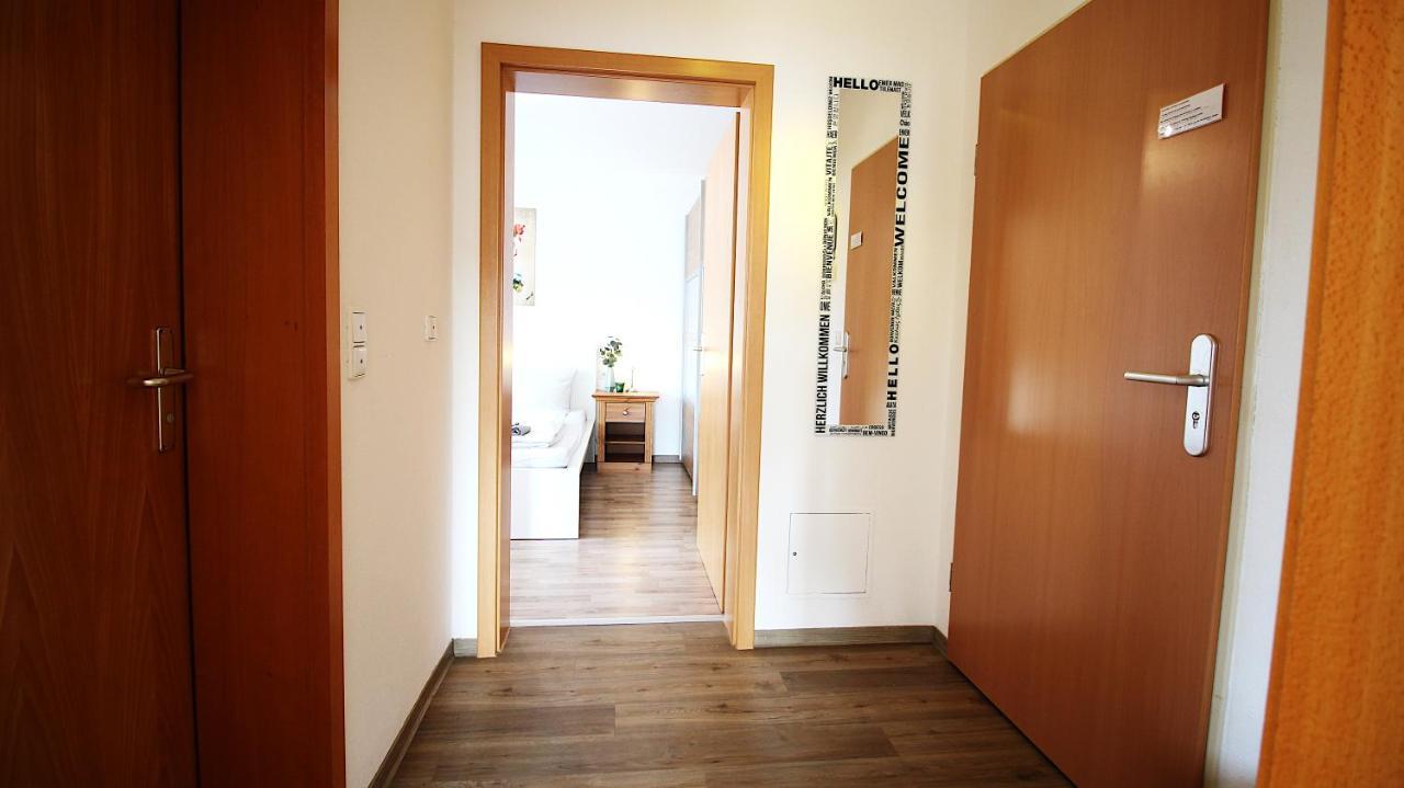 Homie Stay Zell - Apartment Mit Privatparkplatz Zell am Main Екстериор снимка