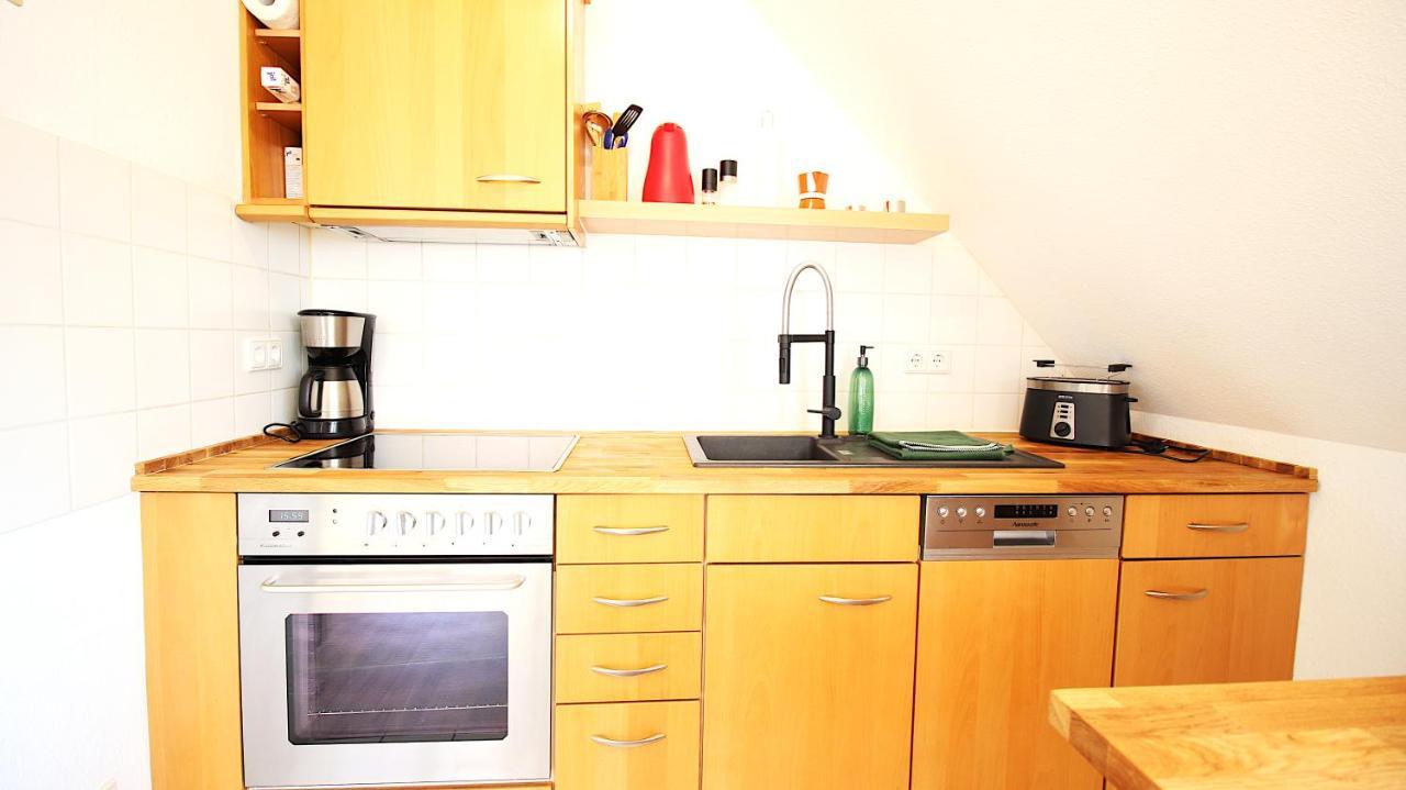 Homie Stay Zell - Apartment Mit Privatparkplatz Zell am Main Екстериор снимка